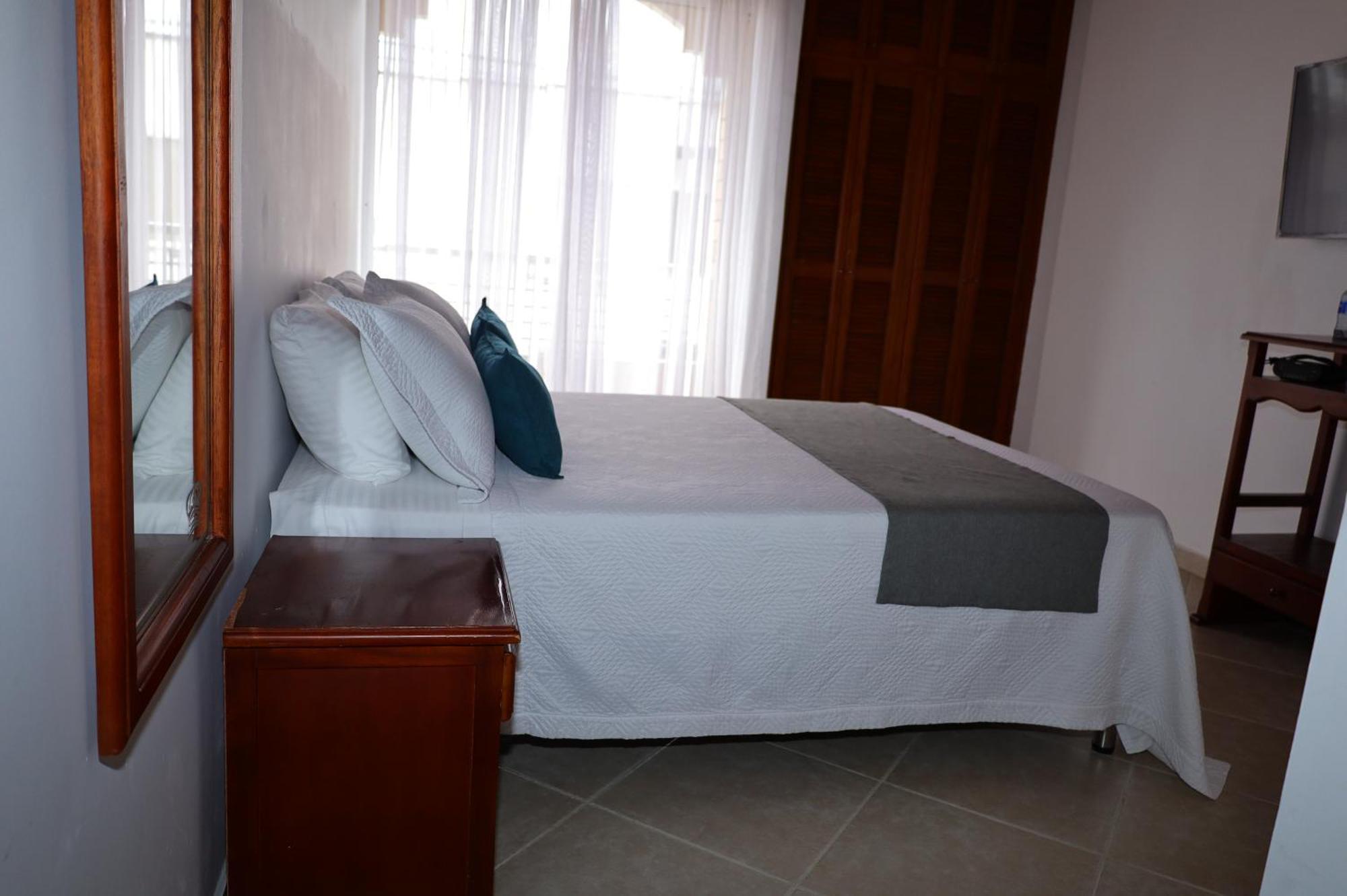 Ayenda Torre 2 Hotel Apartadó Kültér fotó